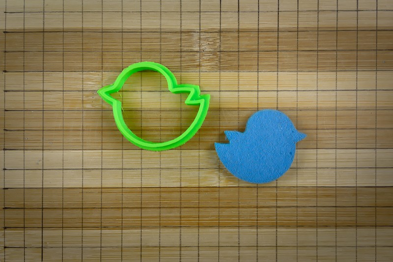 Small round lucky bird - Round bird - Cookie cutter Multi-Size gallery