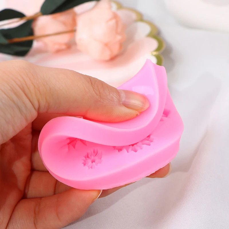 3D Silicone Chrysanthemum Sunflower Flowers Chocolate Party Cake Decoration DIY gallery