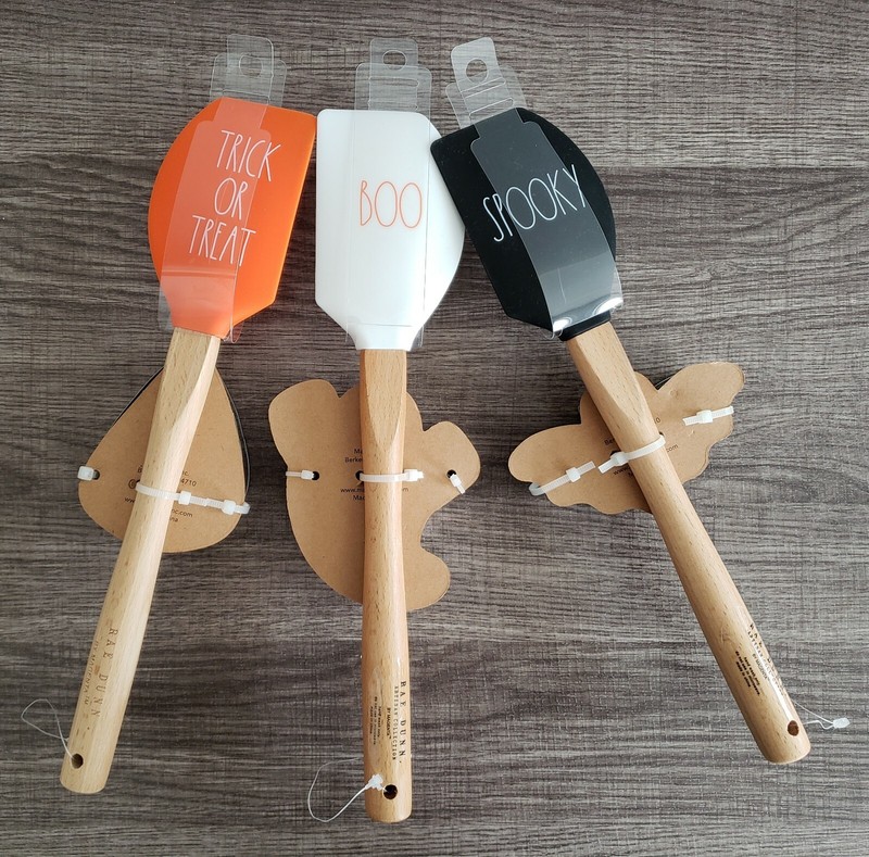 Rae Dunn Halloween Silicone Spatulas Set with Cookie Cutters. Brand New! gallery