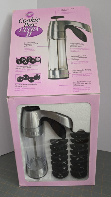 Wilton Cookie Pro Ultra II Press Cookie Press 16 Disks New Old Stock 2006 NIB gallery