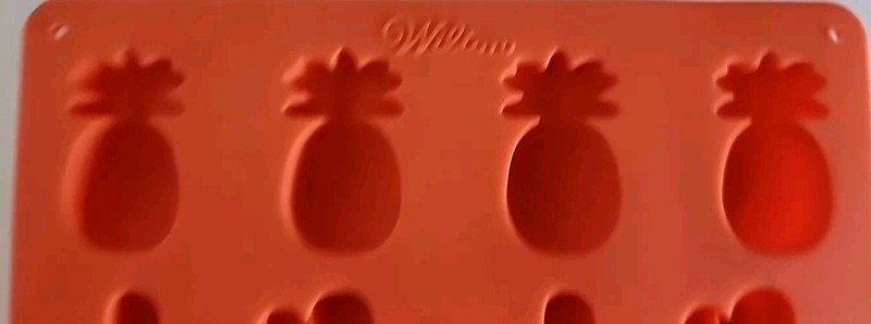 Wilton Silicone Candy Gummy Craft Ice Cube Molds Pineapple Cactus Flamingo gallery