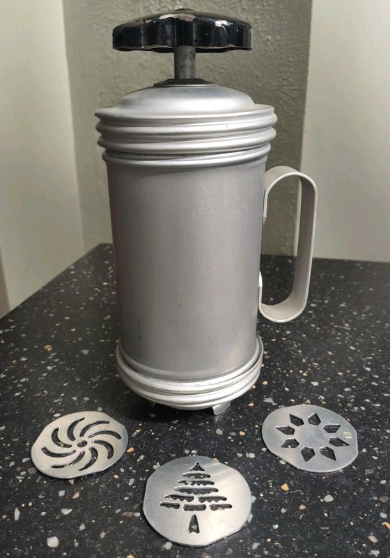 Mirro Aluminum Cookie Press With 3 Discs