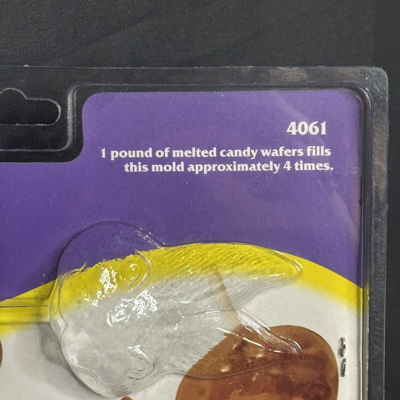 Vtg Make 'n Mold Candy Mold Candy Maker Smile Bunny Pops Holiday Lollipop Easter gallery