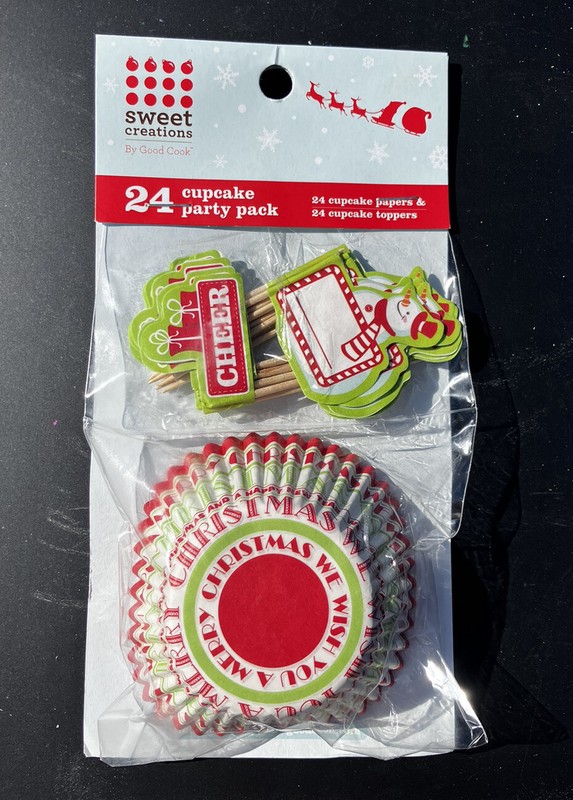 Sweet Creations, 24 Pack Christmas Cupcake Liner Papers and Toppers with Snowman gallery