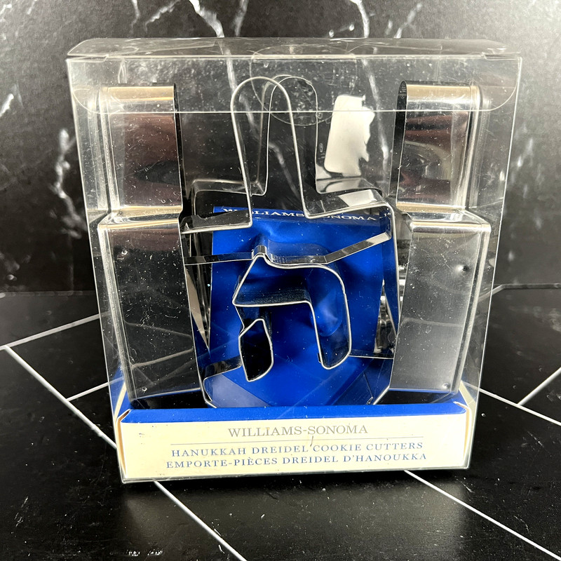 Set of 4 Williams-Sonoma Hanukkah Dreidel Cookie Cutters NIB gallery