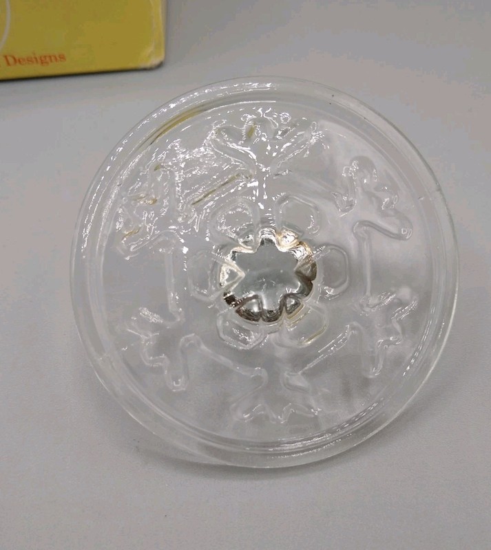Williams Sonoma glass Cookie Stamps Set Of 4 w/ box Holly, Bell, snowflake, star gallery