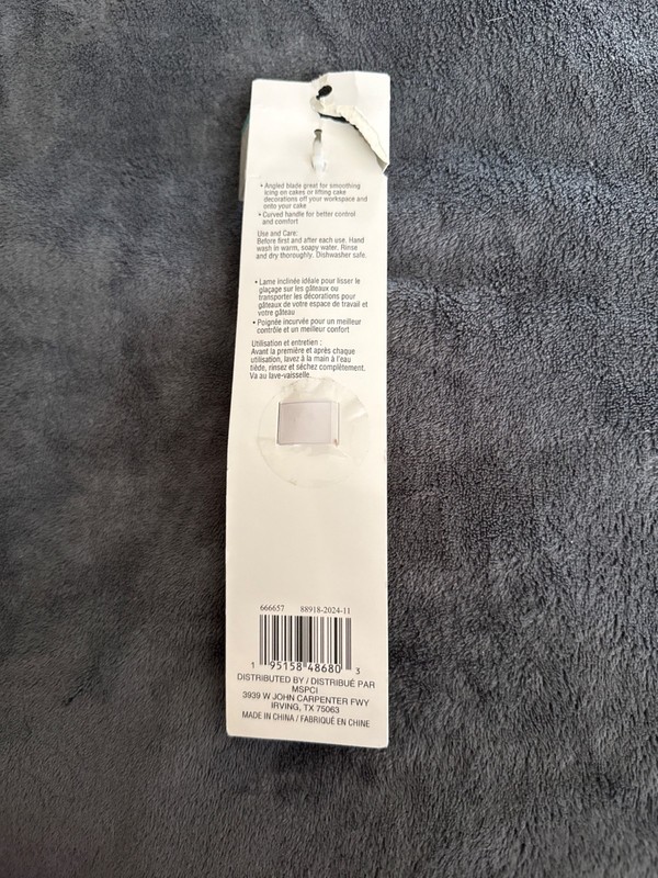 Celebrate It 9-Inch Angled Spatula For Baking & Cake Decorating gallery