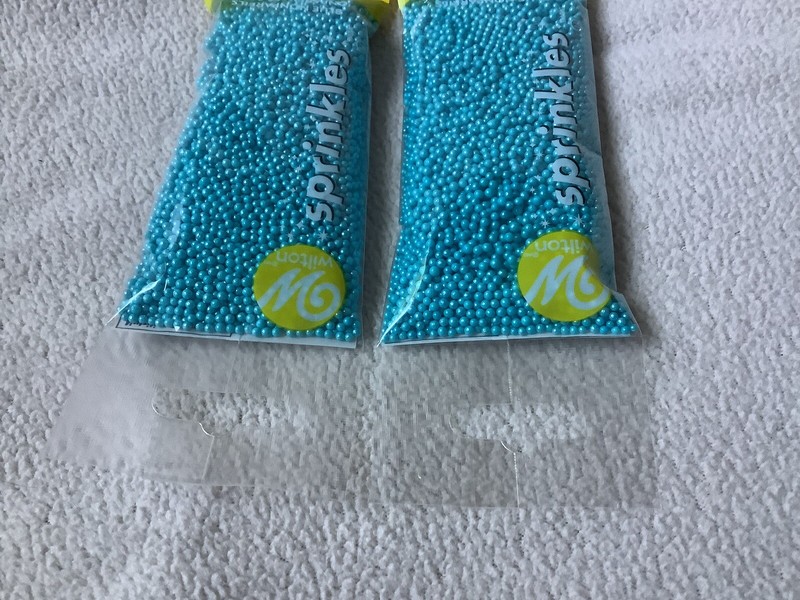 2x Wilton Blue Sprinkles Nonpareils Pouches - W7104087 - Ships Fresh from Canada gallery