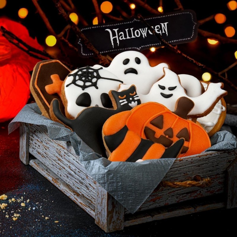 Halloween Cookie Cutters Set,9 Piece Stainless Steel Metal Halloween Cookie Cutt gallery
