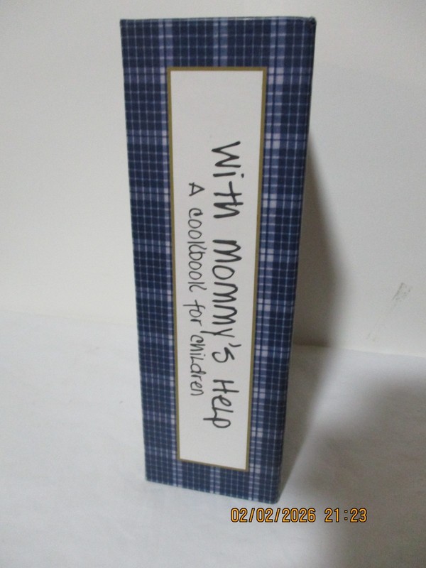 "With Mommy's Help A Cookbook For Children" by Ann Clark w/4 Cookie Cutters gallery