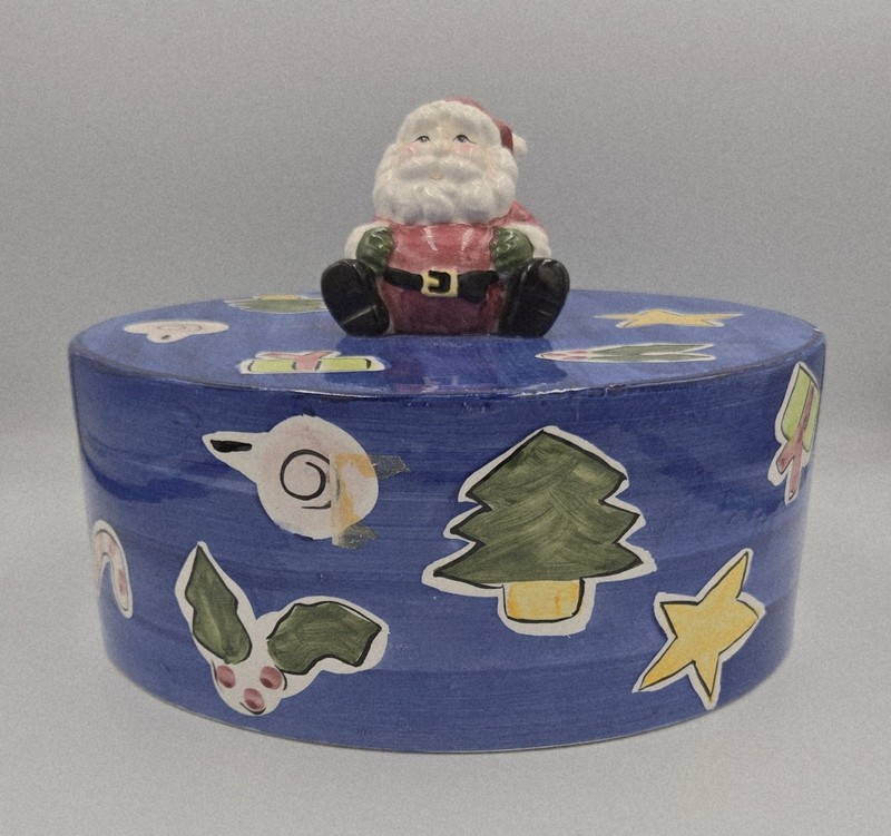 Nantucket Cake Plate Cover Lid Christmas Theme Santa Topper 7" H gallery