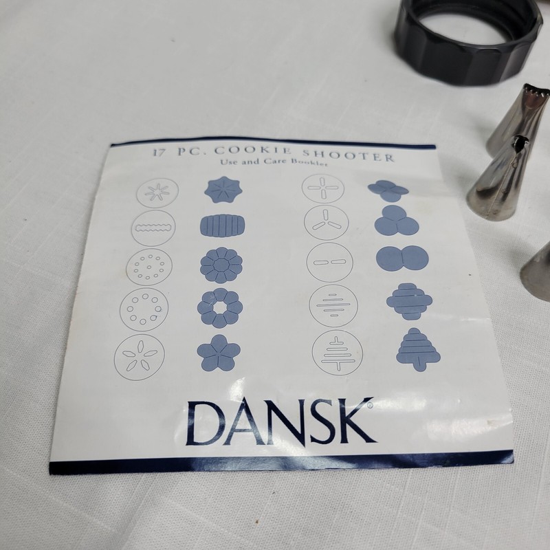 Dansk Cookie Press Shooter Gun Set Baking Spritz With 10 Discs 5 Piping Tips gallery