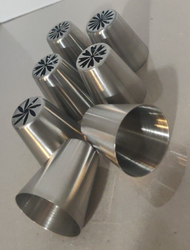 Cake Decorating Stainless Steel Piping Tips Set of 7 gallery