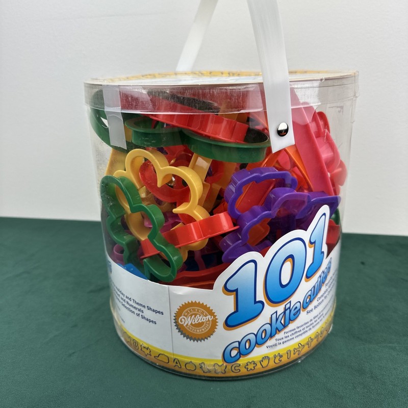 Betty Crocker 101 Cookie Cutters, Assorted, Christmas, Holidays, Cookies, gallery