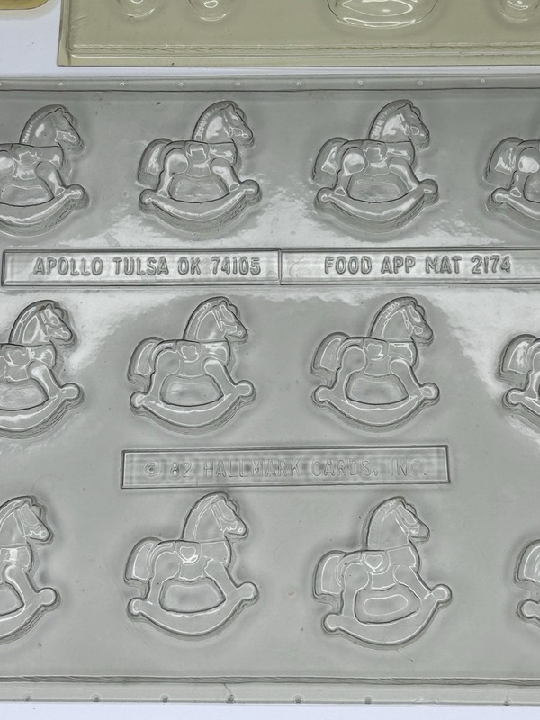 Lot of 5 Vtg Plastic Candy Chocolate Mold Baby Shower Apollo Wilton USA gallery