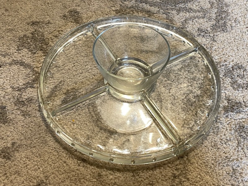 Multiuse Glass Server, Chip & Dip Bowl, Cake Stand Libbey No Dome