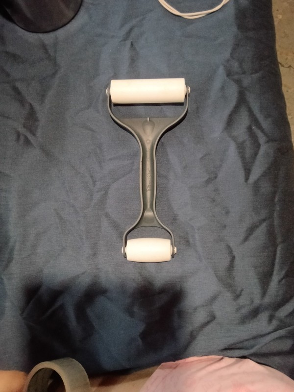 Double Roller Fondant Rolling Pin - White & Black Plastic with Handle gallery