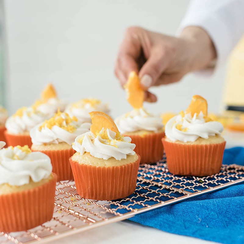 Organic Buttercream Frosting, Perfect for Icing and Decorating, Vegan-Friendly: gallery