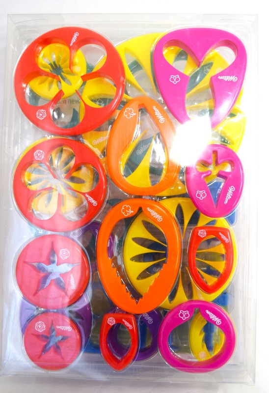 Wilton Gum Paste Flower Cut-Outs Set — 28-Piece Flower Cutter Kit gallery
