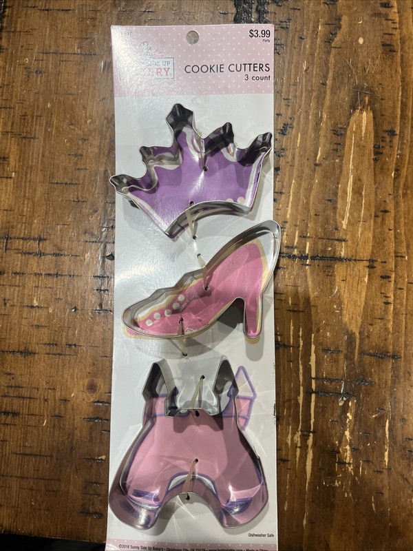 Sunny Side Up Bakery Metal Cookie Cutter Set – New – Tiara, High Heel, Castle