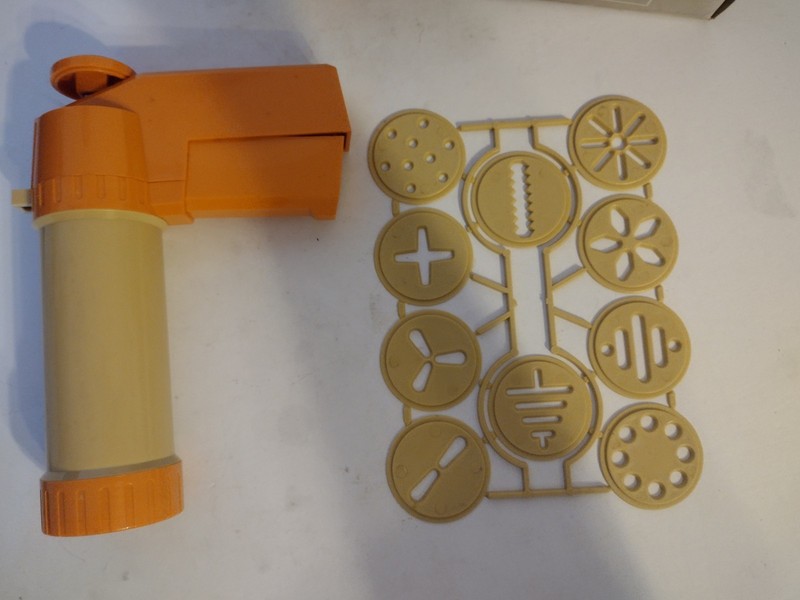 Cooks Tools Cookie Press And Icing Set White Orange New In Box 1987 gallery