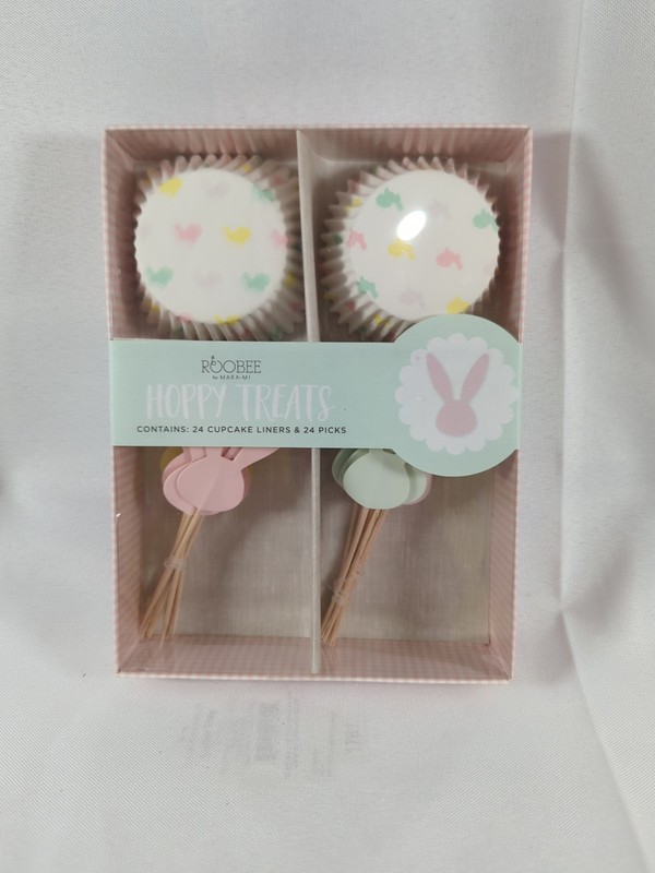 Cupcake Kit ROOBEE by Mara-Mi Hoppy Treats 24 Cupcake Liners & 24 Picks