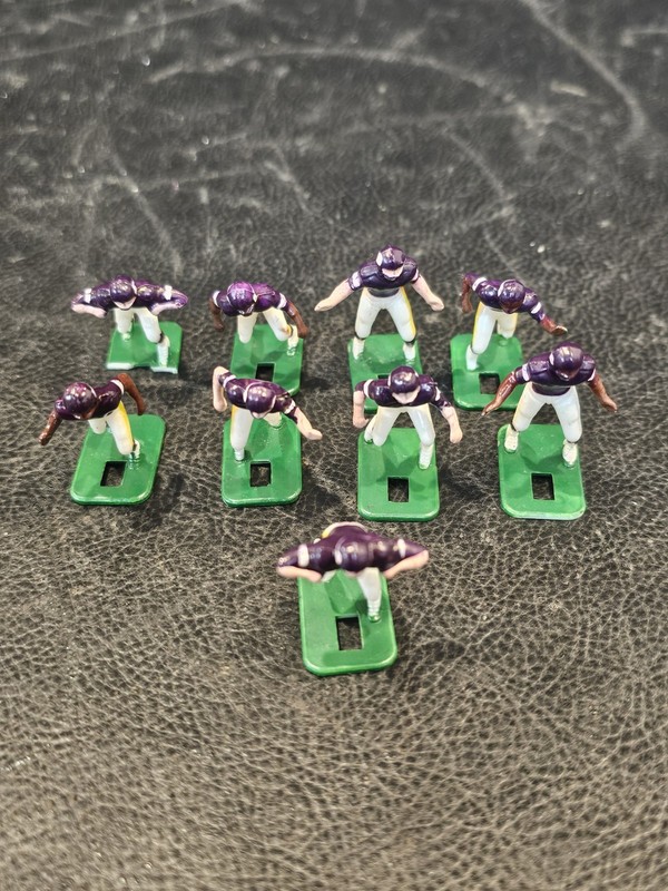9 Vtg Electronic Football Figurine Players ( Cake Toppers )