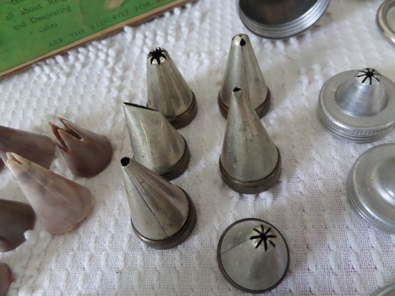 Vtg Cake Decorating tools Tala mixed lot 2 tubes tips metal & plastic gallery