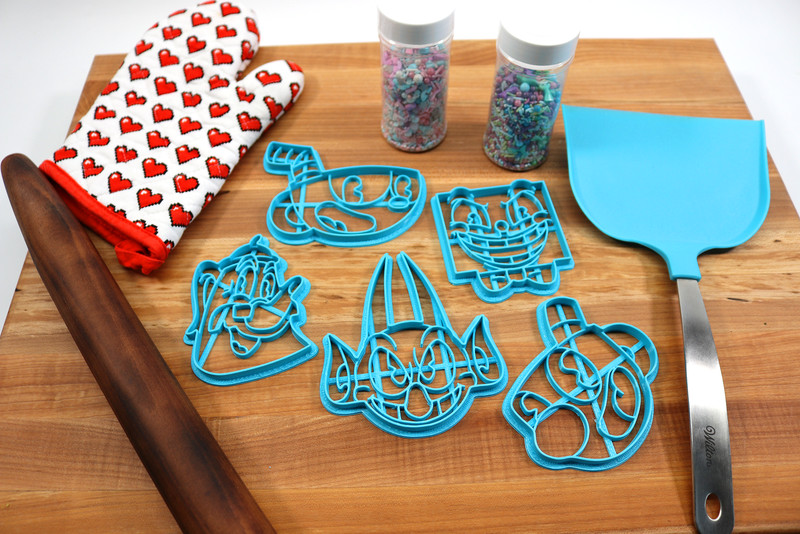 Cup Head Cookie Cutters - Cuphead, Elder Kettle, King Dice, Mugman, The Devil gallery