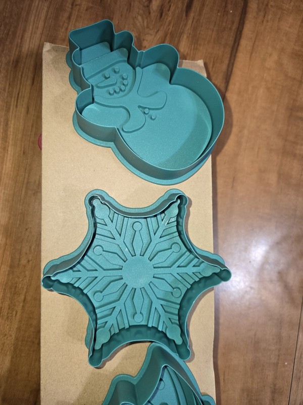 Christmas Cookie Cutters 8 Pieces Candy Cane Snowflake Tree Snowman Present gallery