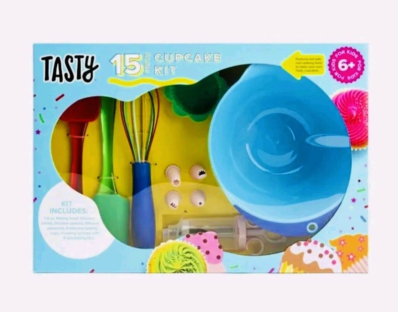 Tasty Kids Cupcake Kit Gadget Set, Real Kid-Safe Baking Tools, 15 Pieces