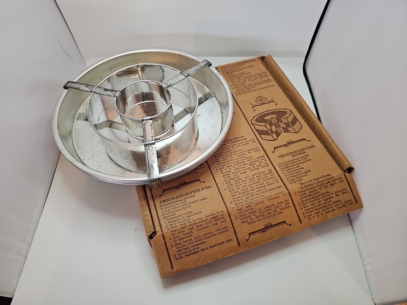 1960s Chicago Metallic Village Baker Checkerboard Cake Set NOS and New in Box