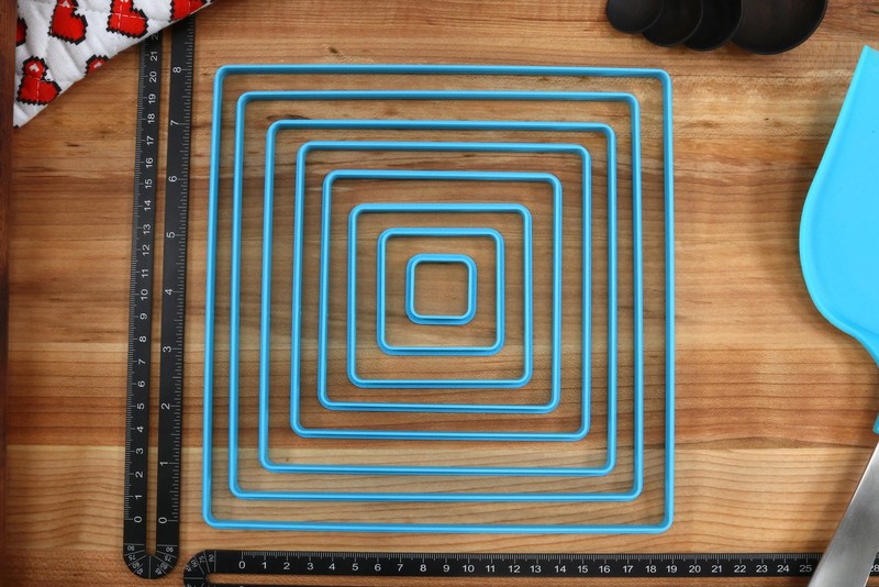 XL Square Cookie Cutters – 8 in 1 Concentric Cookies