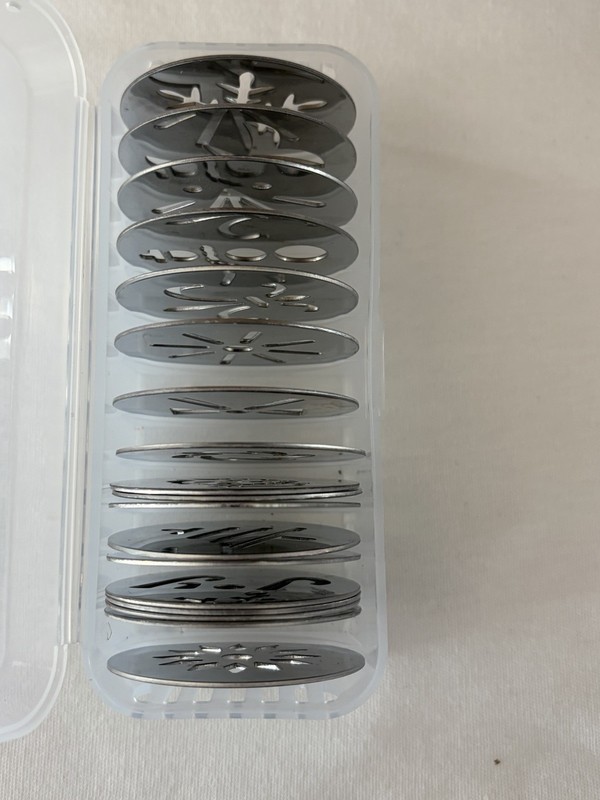 OXO Good Grips Cookie Press Set W/ 18 Discs In Storage Case gallery