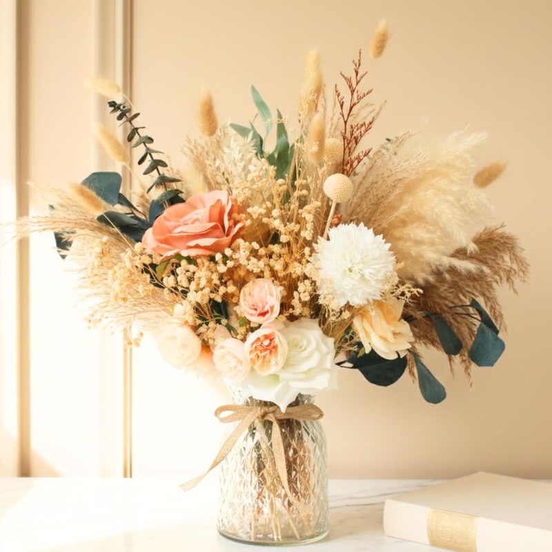 Luxury Floral Arrangement with Vase - high end bouquet in vase, Neutral