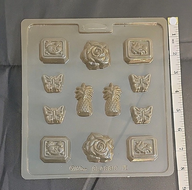 Vtg Wilton Classic 2 Misc Butterfly Rose Pineapple Fruit Chocolate Pieces Mold