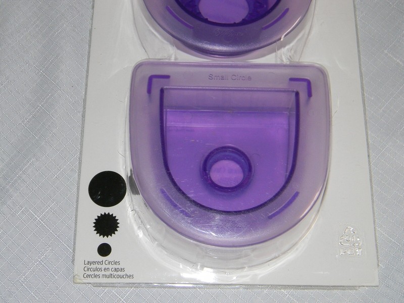 Wilton Sugar Sheets Cutting Insert 3 Pack of Layered Circles ~NEW~ gallery
