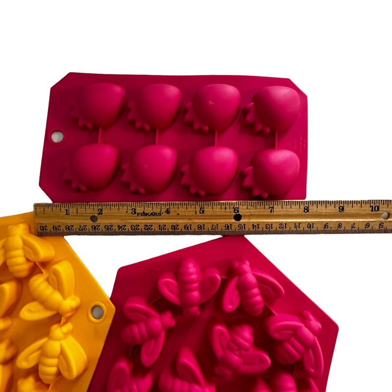 Lot Of 4 Silicone Push Molds Candy Cake Topper Soap Chocolate Bumble Bee Tulip gallery