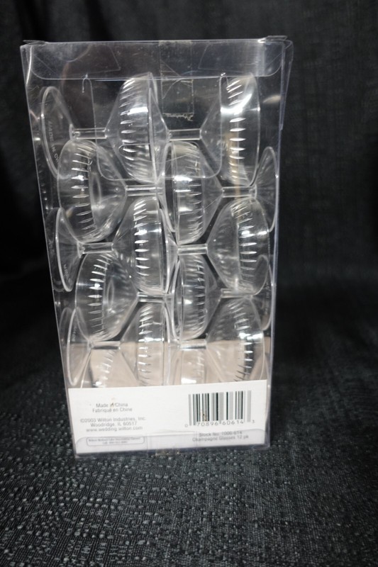Wilton champagne glasses, 12 ct / 1006-614 / 2003 NEW gallery