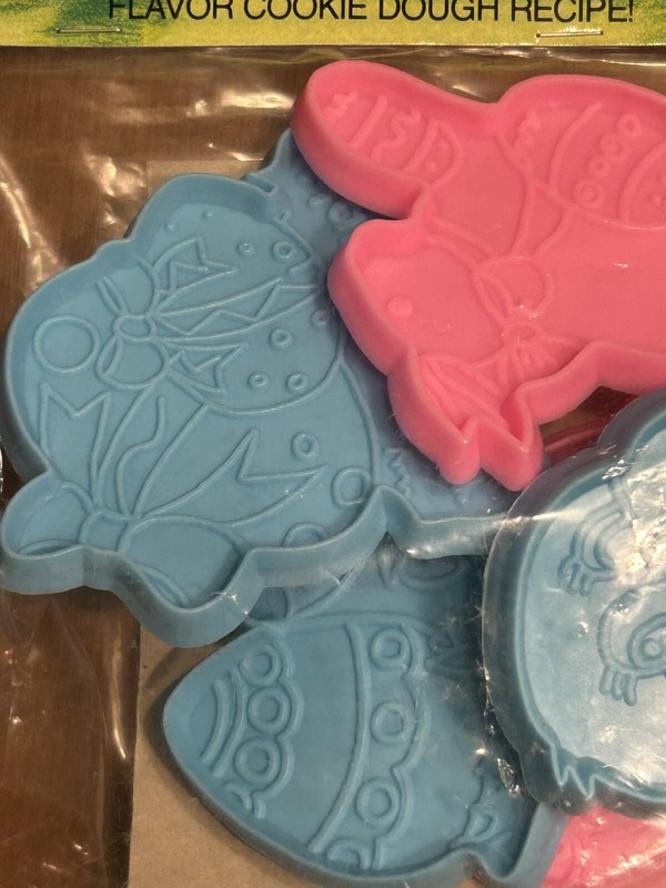 Mystic Easter Cookie Cutter 6 Piece Set New in Package With Recipe Card gallery