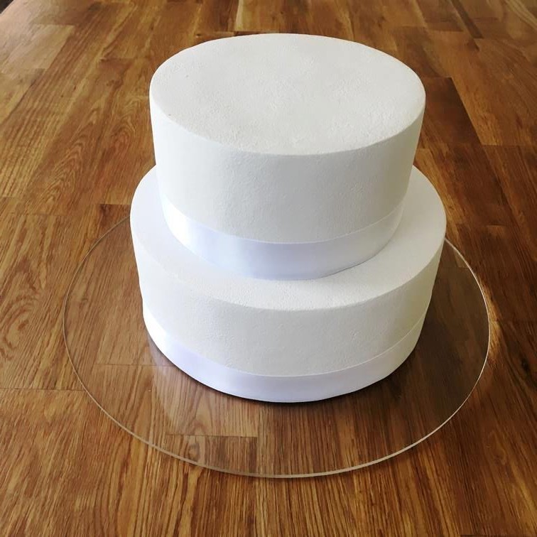 Round Cake Board, Clear Gloss Finish 3mm Acrylic, Sizes 7″ 9″ 11″ 13″ 15″ 17″