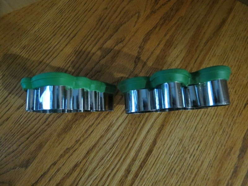 Wilton Comfort Grip Cookie Cutters Gingerbread Man Christmas Tree Set gallery