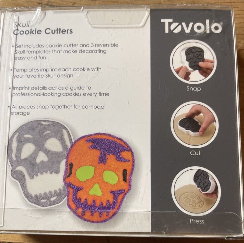 NIP Tovolo Skull Cookie Cutter Set of 6 Stamps with Cutter Halloween Ready gallery