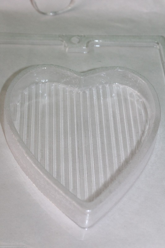 Life Of The Party Large Heart Chocolate Candy Making Mold 08886 Over 5" Plastic gallery