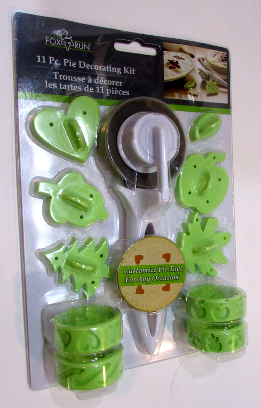 New Fox Run Brand 11 Piece Pie Decorating Kit