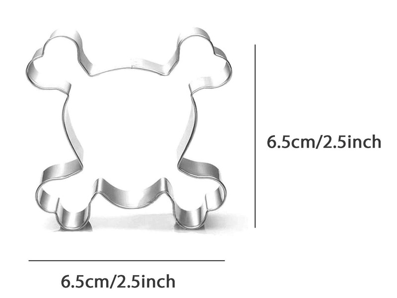 Skull Crossbones Cookie Cutter for Halloween gallery