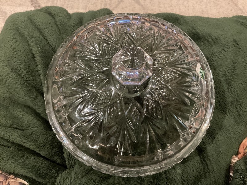 Shannon Crystal- Designs by Ireland - Dome/Punch Bowl - 24% Crystal- Dome Only gallery