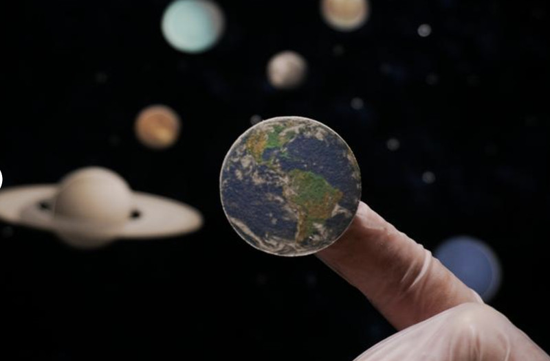 Edible Solar System -Planets -Outer Space edible cake decoration gallery