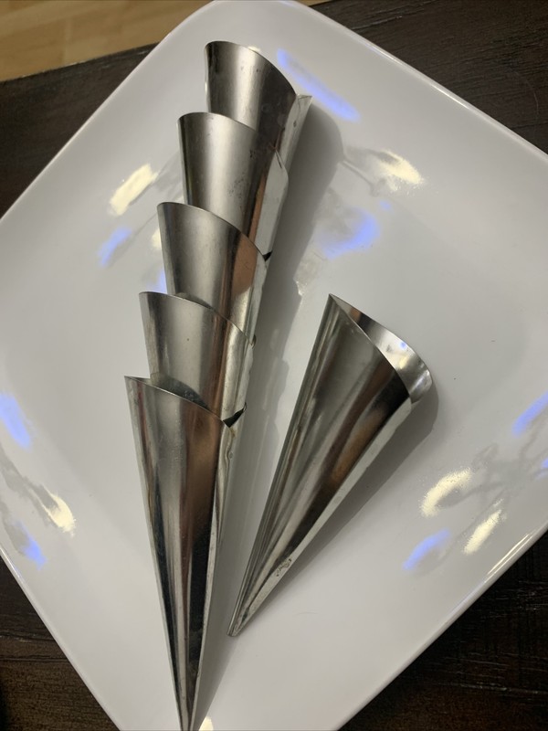 6 X Vintage Metal Cannoli Croissant Mold Tubes Cream Horn Cone Baking