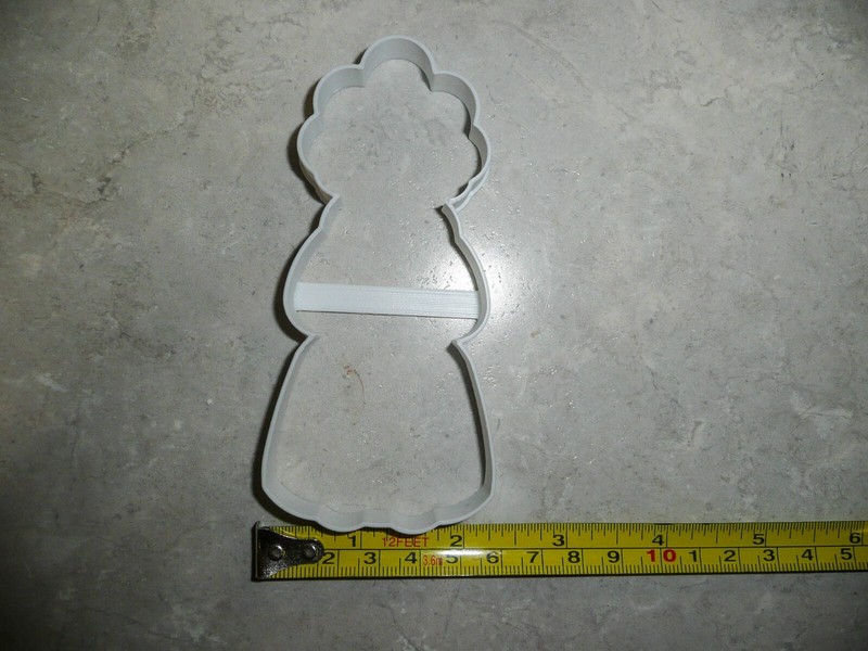 LADY IN WINTER COAT OUTLINE LONG ELEGANT JACKET PARKA COOKIE CUTTER USA PR3085 gallery